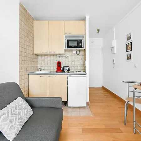 La Felicita - Avec Balcon - Netflix Apartment Paris