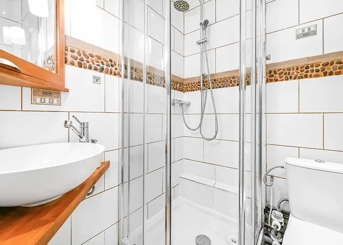 La Felicita - Avec Balcon - Netflix * Paříž