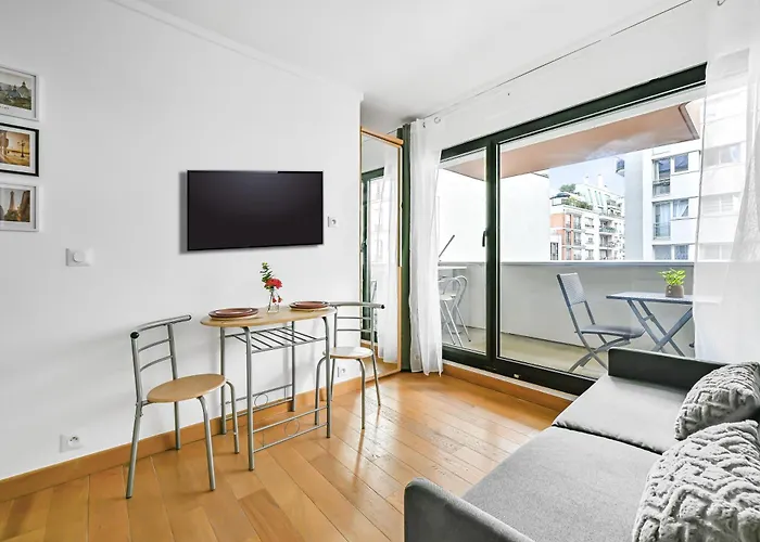 Apartmán La Felicita - Avec Balcon - Netflix Paříž