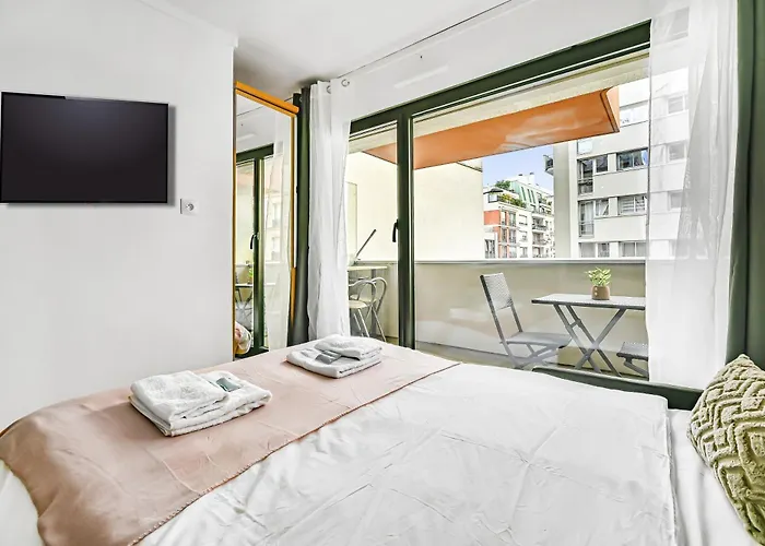 La Felicita - Avec Balcon - Netflix